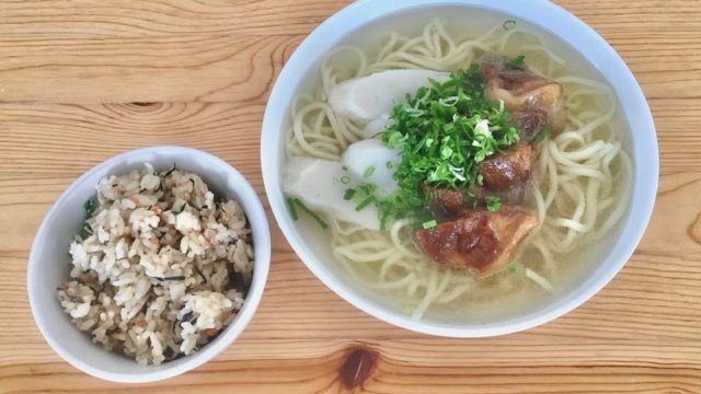 大晦日の年越し沖縄そばとジューシー