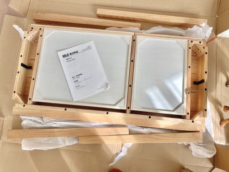 無印良品の引き出し付きオーク材木製デスク組み立て前